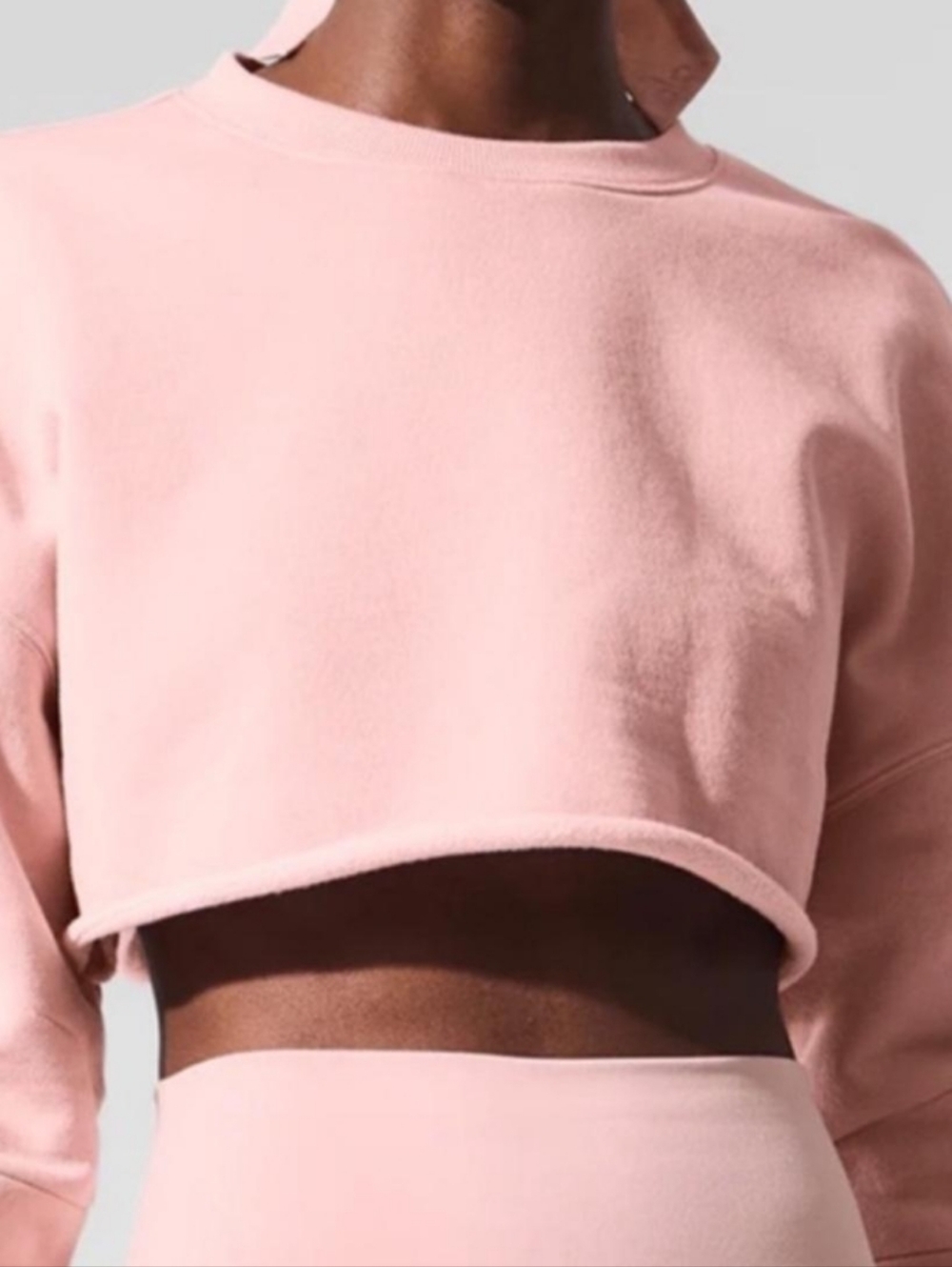 ALO Yoga Extreme Cropped Pullover Sweatshirt in Flamingo